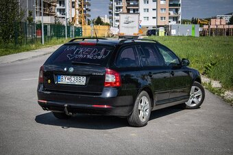 Škoda Octavia Combi 2.0 TDI Elegance, Po servise, nelakované - 7