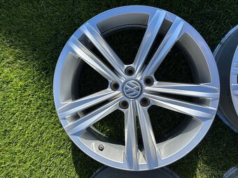 ✅ 5x112 r18 Sebring Tiguan 2 super stav garancia rovnosti - 7