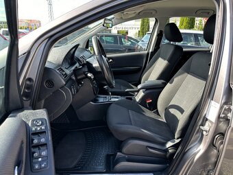 Mercedes-Benz A trieda 150 Elegance Autotronic - 7