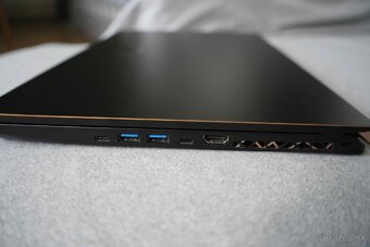 MSI GS75 Stealth 8SE, 17" palcový herný notebook - 7