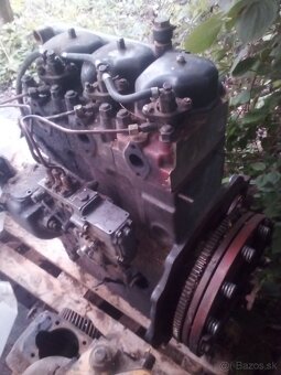 motor zetor 5201 trojvalec - 7