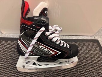 BRUSLE CCM JETSPEED FT460, vel. 36/3 D - 7