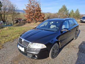 Škoda Octavia Combi 2.0 TDI RS - 7