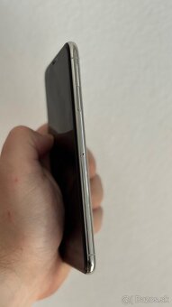 iPhone XS Max, 64GB - 7