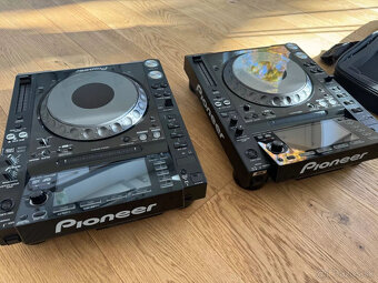 Sada 2 ks Pioneer CDJ 2000 Nexus, dobrý stav vrátane puzdra - 7