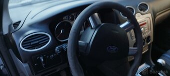 Ford Focus - 7