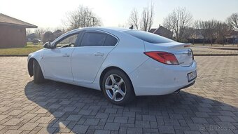 Opel Insignia 2.0 CDTI - 7