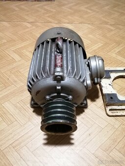 Elektromotor 4kw 1365ot /min, 400V. - 7