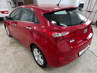 Hyundai i30 1.6i 99kw VYHŘ.SEDAČKY ALU PO ROZVODECH SERVISKA - 7