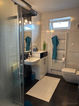 5 izbový rodinný dom s pozemkom 889 m² v obci Soblahov - 7