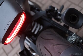 Husqvarna - 7