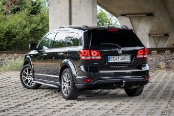 Fiat Freemont 7-miestny 2.0 16V 170k MultiJet Longue 4x4 A/T - 7