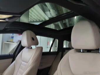 BMW 330i G21 - 7