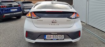 Hyundai IONIQ Plug In Hybrid - 7