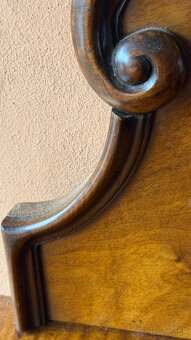 Starý príborník / komoda z masívu – orech, intarzia - 7