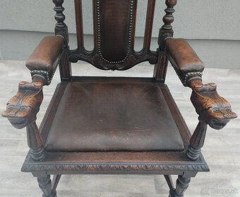 Stolička v štýle viktoriánskej neogotiky. - 7
