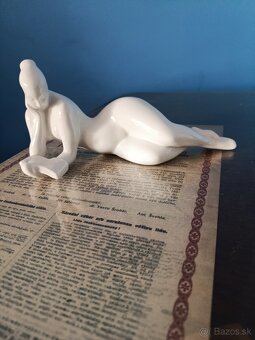 Čtenářka vyrobeno v Royal Dux - 7