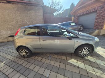 FIAT PUNTO 1.2 - 7