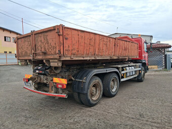 VOLVO FM Hákový nosič kontajnerov 6x6 - 7