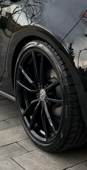 Predam Disky Vw Pretoria 5x112 r19 8j et50 - 7