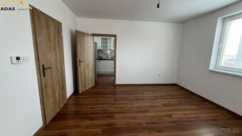 Ponúkame na predaj 1-izbový byt o rozlohe 44,56m2 s vlastný - 7