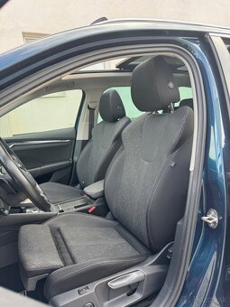 Rezervované Škoda Octavia MATRIX4 Combi 1.4 TSI iV Style DSG - 7
