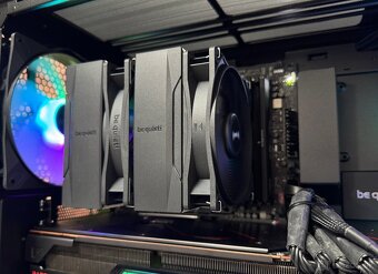 Ryzen 7 7800X3D\64GB\RX 6900XT\SSD\1000W Zdroj - 7