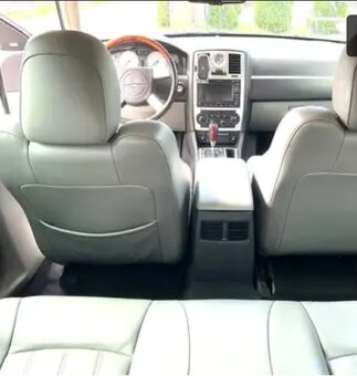 Chryzler 300C touring - 7