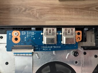 HP Omen 15-ce TPN-Q194 nahradne diely - 7