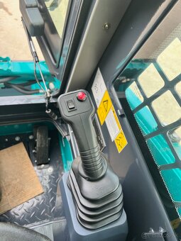 Šmykom riadený nakladač Sunward SWL3230 - 7