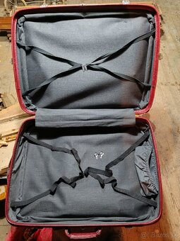 Starý retro kufor - 7