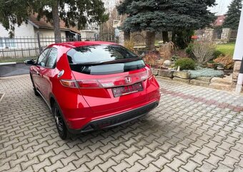 Honda Civic 1,4i Comfort serviska benzín manuál 61 kw - 7