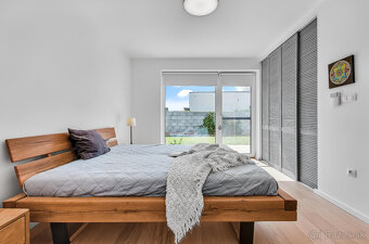 Slnečný RD s výhľadom na greeny v Residencii - 7