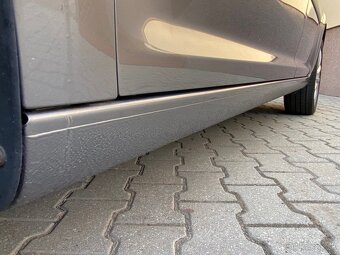 Volkswagen Touran 1.6 TDI 66kw - 7