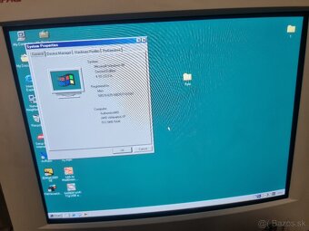 retro počítač amd athlon - 7