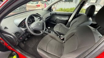 PEUGEOT 206+ - 7