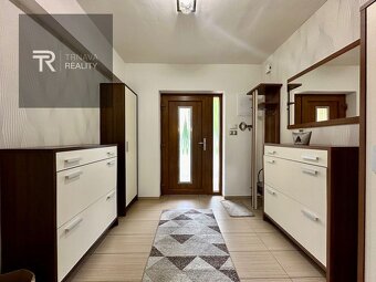 TRNAVA REALITY - Na predaj zariadený 5-izbový RD Leopoldov N - 7