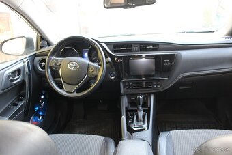 Toyota Auris TS 1.6 Valvematic Executive, automat, r. 2018 - 7