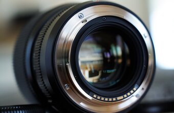 Fujifilm GF 80mm f/1.7 WR - 7