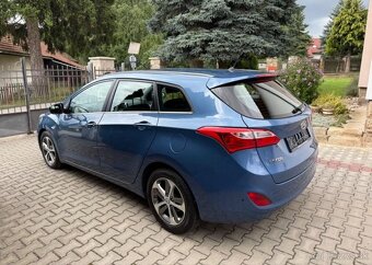 Hyundai i30 1,6CRDi Top stav výhřev volant nafta manuál - 7