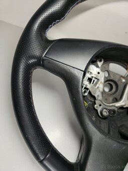 Športový kožený trojramenný volant BMW - 7