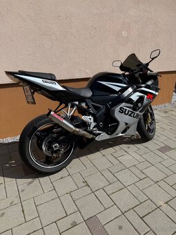 Suzuki GSX-R 600 - 7
