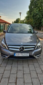 Mercedes-Benz B 180 - 7
