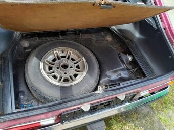 FORD CAPRI 1,3 GL - 7