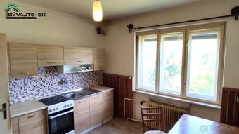Predaj rodinného domu s veľkým pozemkom, okres Prievidza - 7