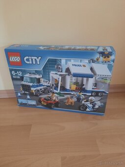 Lego City 60139 - Mobile Command Center - 7