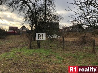 Starý rodinný dom s veľkým pozemkom výmery 1 505 m2, intravi - 7