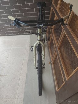 SURLY BRIDGE CLUB M - 7