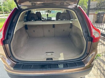 Volvo XC60 2.4D D5 AT/6 AWD - 7