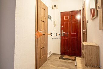 2 IZBOVÝ SLNEČNÝ BYT S BALKÓNOM V CENTRE MESTA - 7